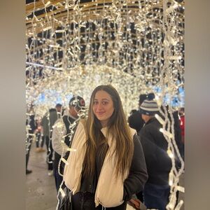 Meet your Posher, Jenny